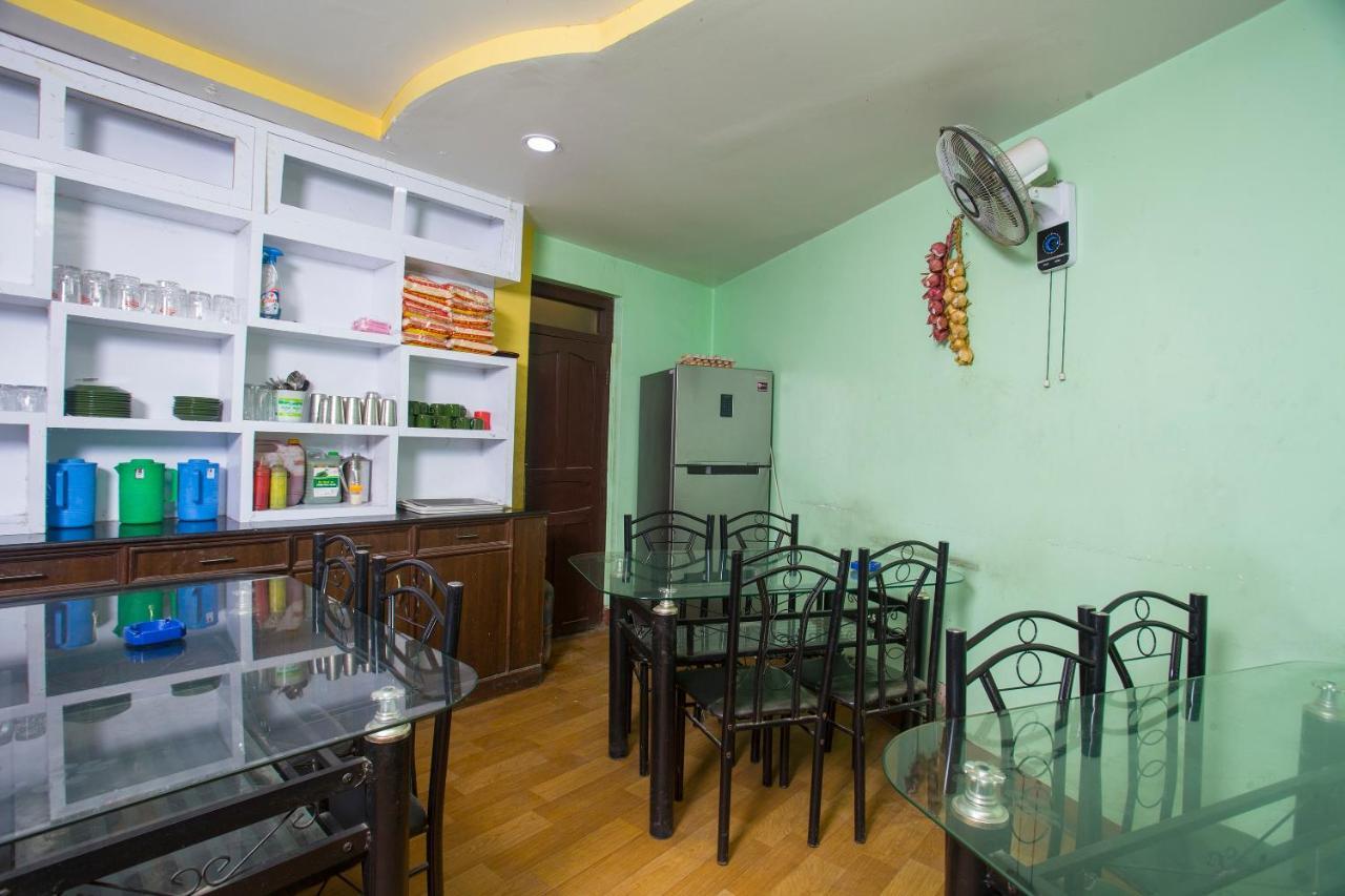 Oyo 161 Ram Janaki Hotel Kathmandu Exterior foto
